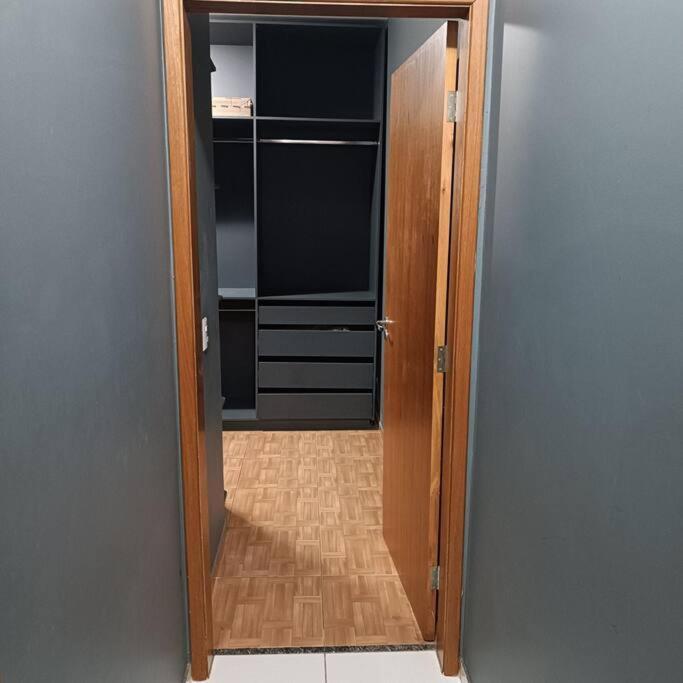 Gray House 4 Londrina - Pr Villa Екстериор снимка